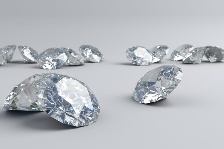 Comment s'y prendre pour vendre un diamant en tant que particulier en 2023 ?